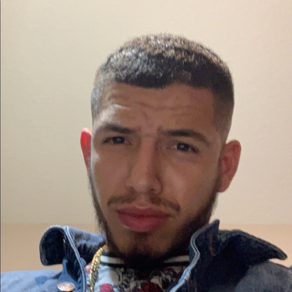 Meet your Posher, Everardo
